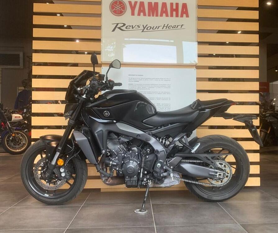 Yamaha MT-09 (2024 - 25) (2)