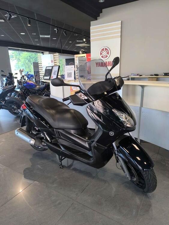 Yamaha X-Max 250 (2007 - 09) (2)