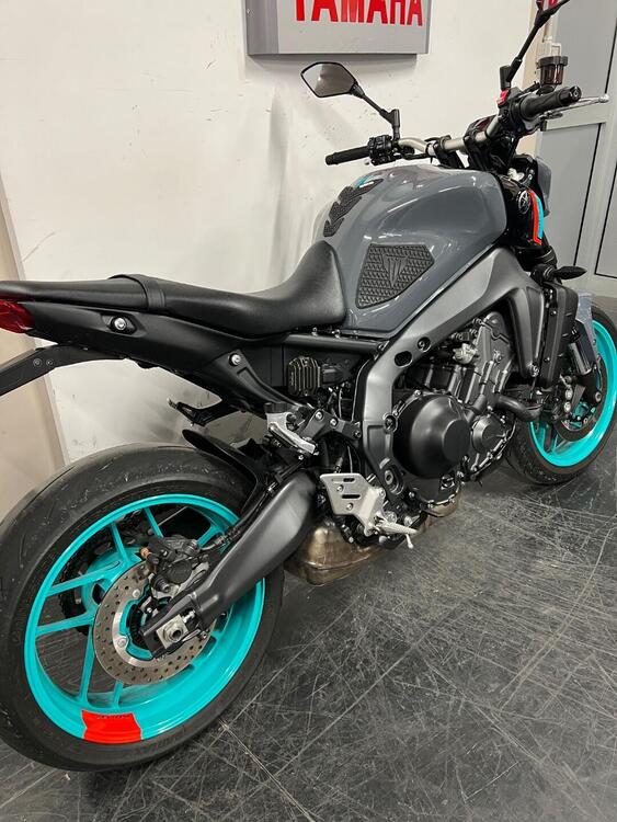 Yamaha MT-09 (2021 - 23) (4)