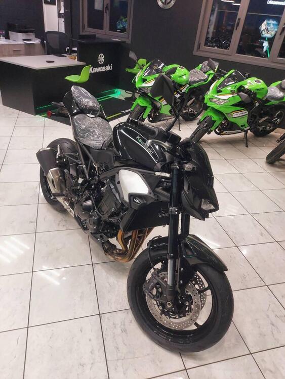 Kawasaki Z 900 A2 (2025 - 26) (5)