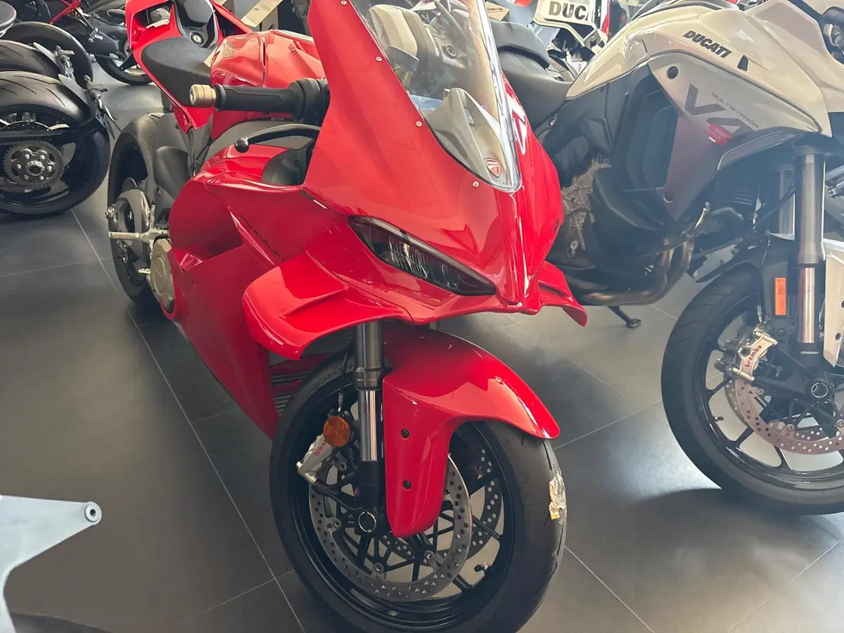 Ducati Panigale V4 (2025 - 26) (2)