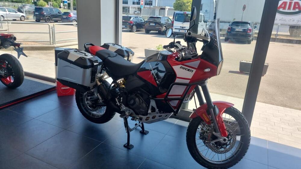 Ducati DesertX Discovery (2025)