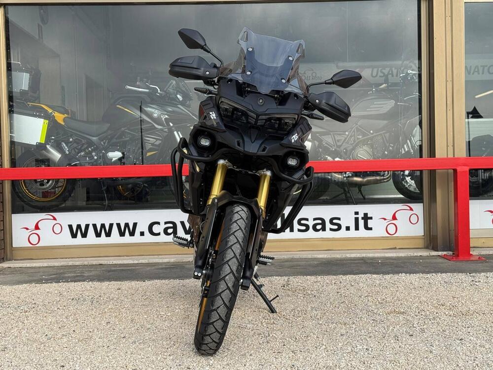 Voge Valico 625DSX (2025) (2)