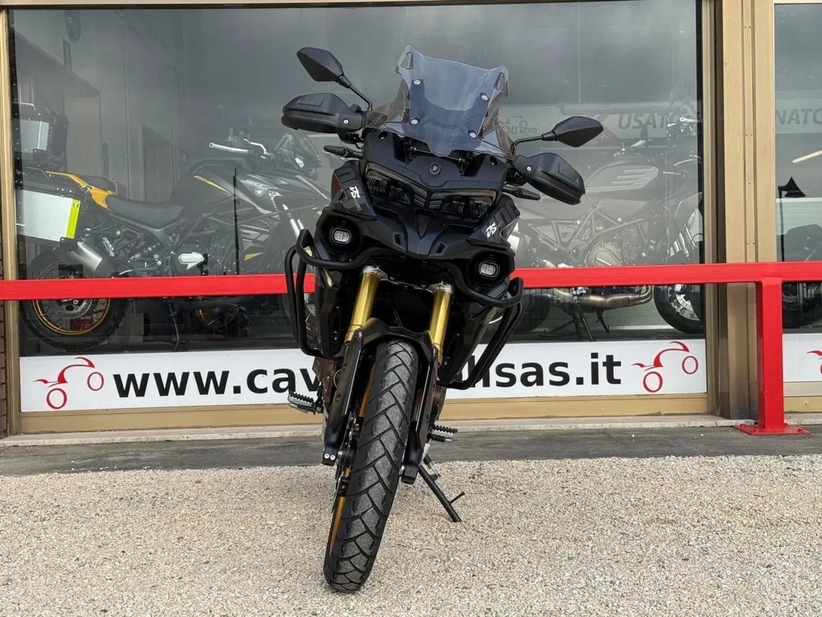 Voge Valico 625DSX (2025 - 26) (2)