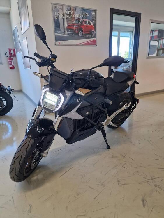Zero SR-F (2019 - 25)