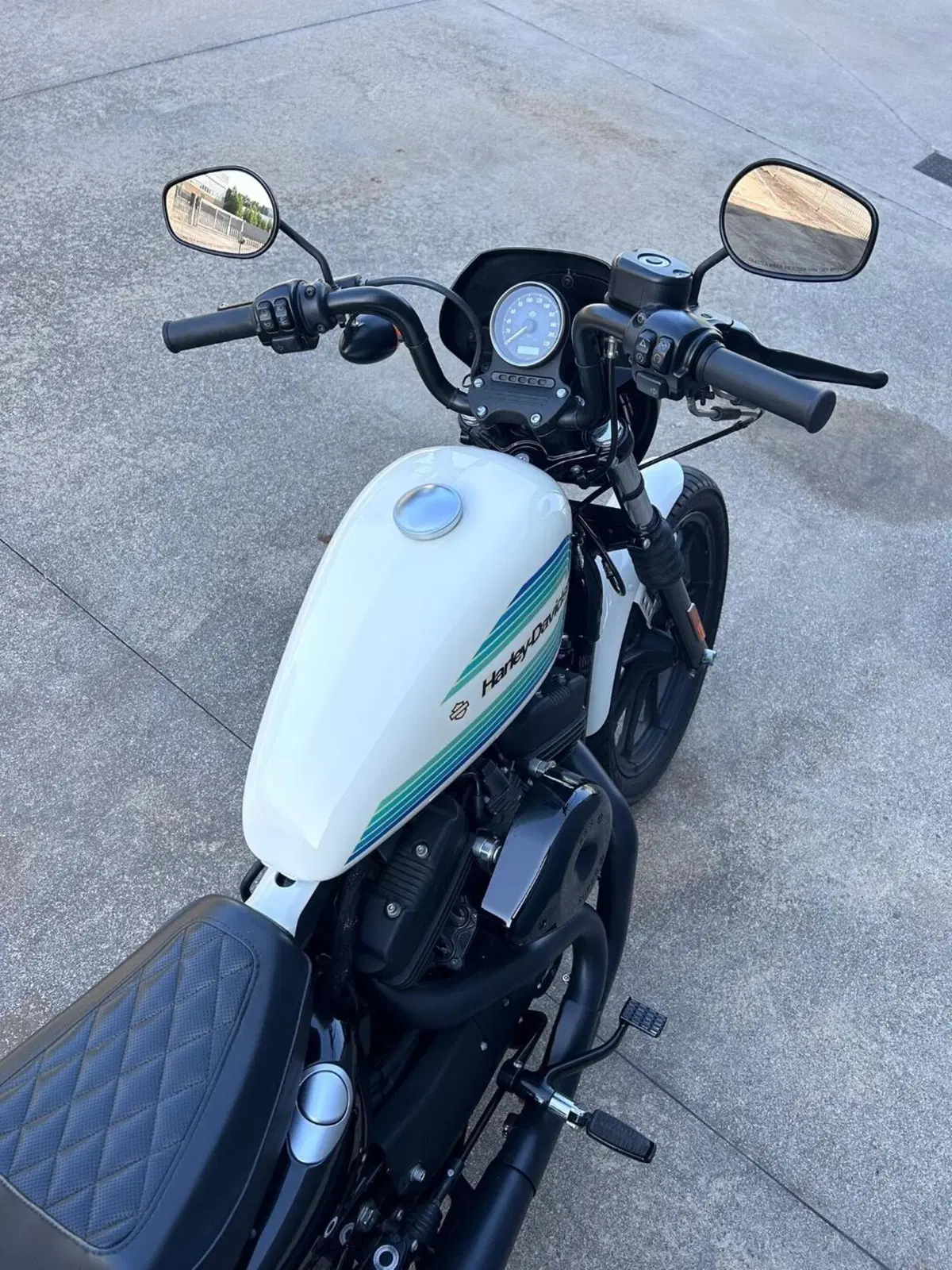 Harley-Davidson 1200 Iron (2018 - 20) - XL1200N (3)