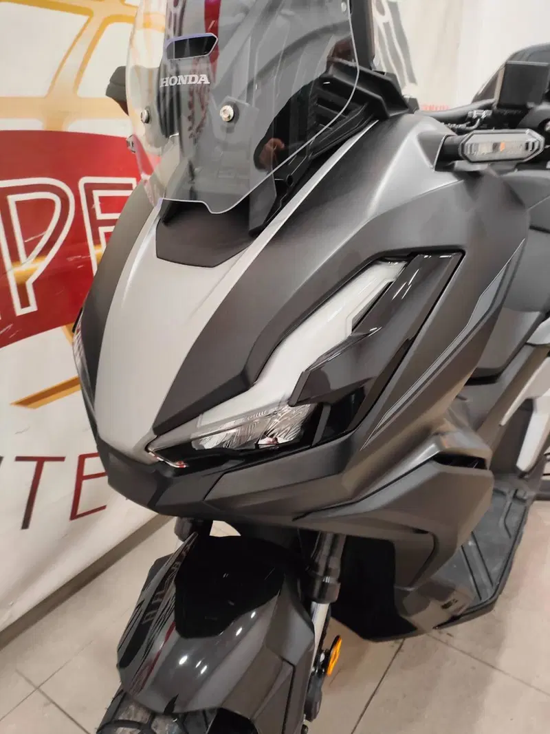 Honda ADV 350 Special Edition (2025 - 26) (6)