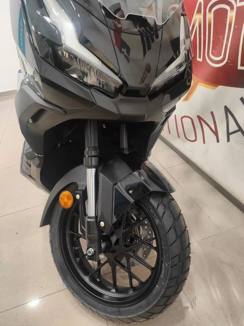 Honda ADV 350 (2025 - 26) (4)