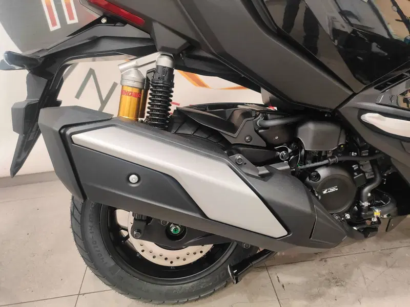 Honda ADV 350 (2025 - 26) (6)