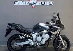 Yamaha FZ6 Fazer (2004 - 07) usata