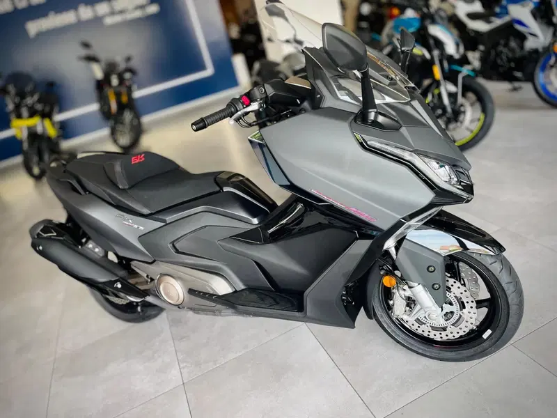 Kymco AK 575 Premium (2025 - 26)