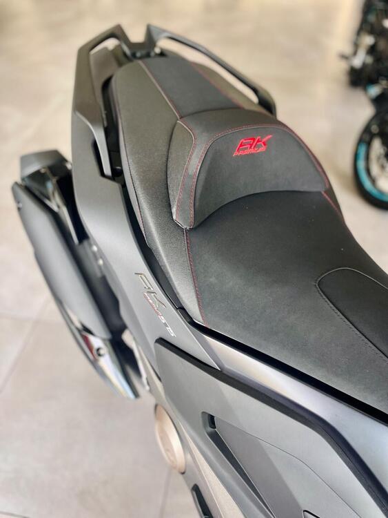 Kymco AK 575 Premium (2025) (4)