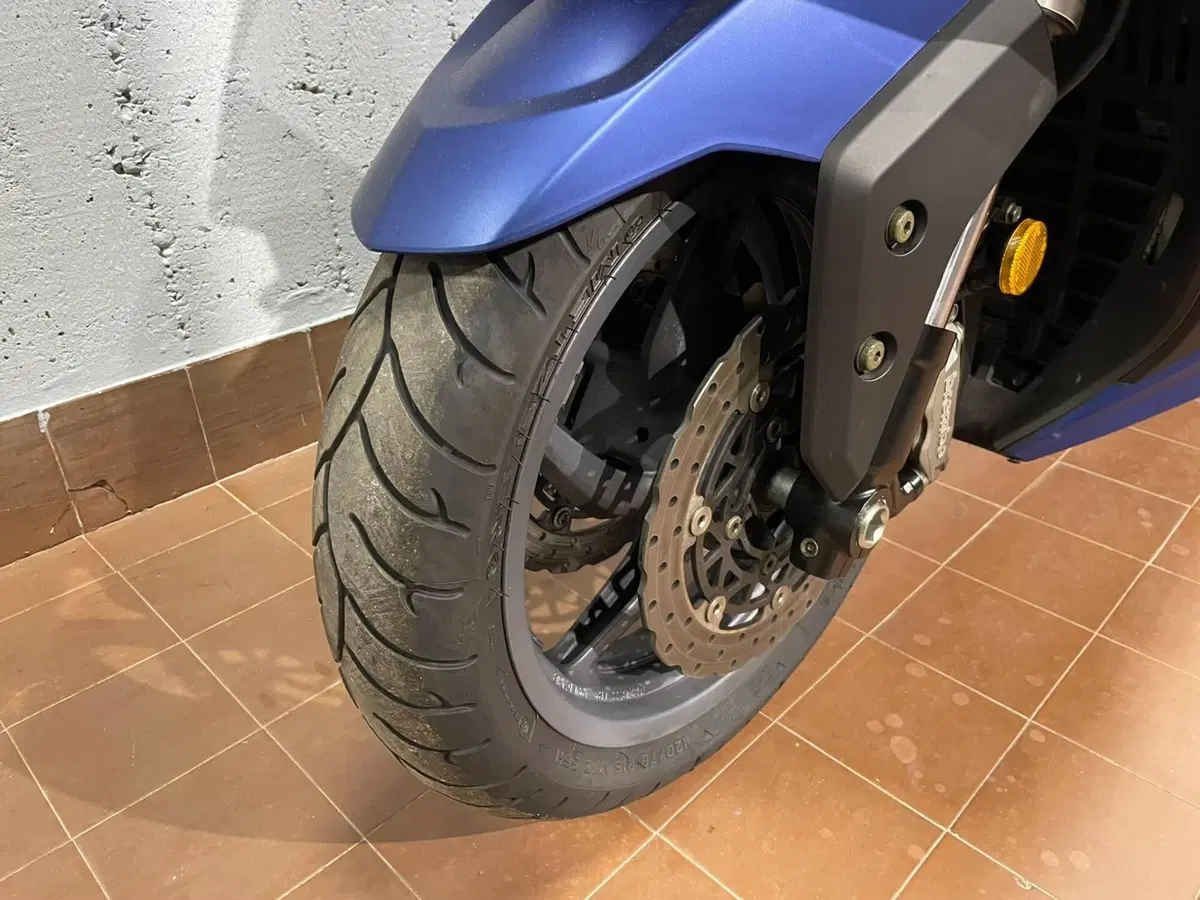 Kymco AK 550 (2017 - 19) (6)