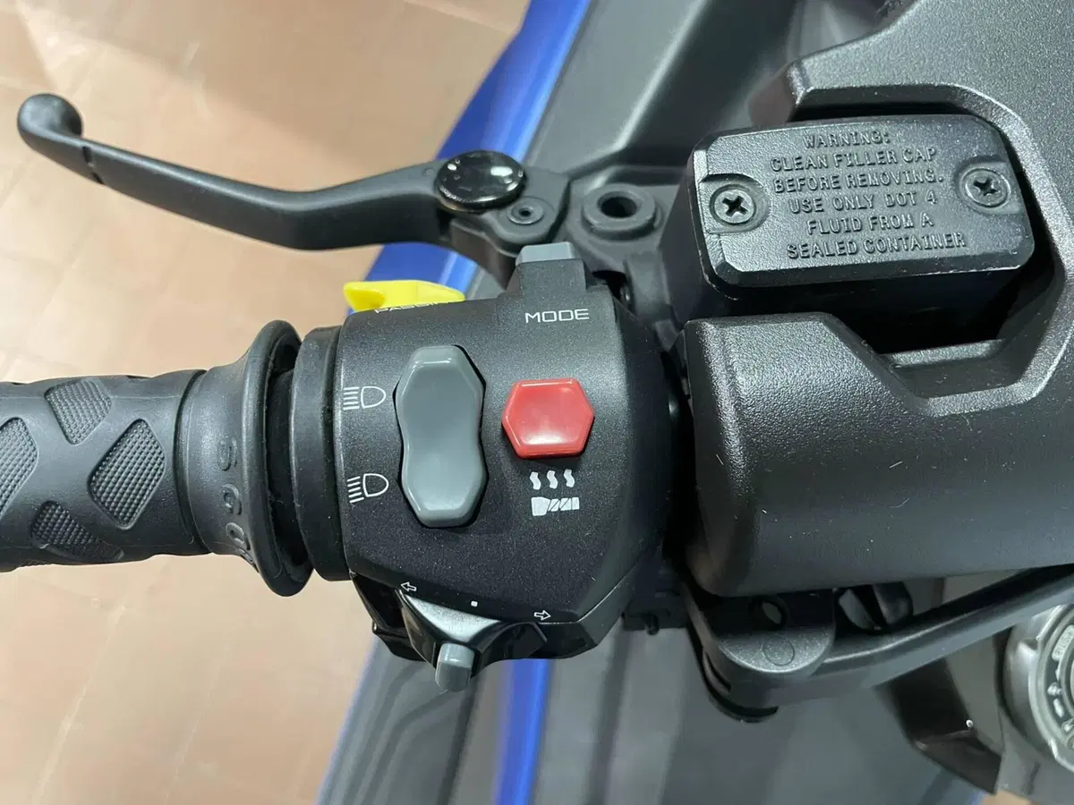 Kymco AK 550 (2017 - 19) (3)