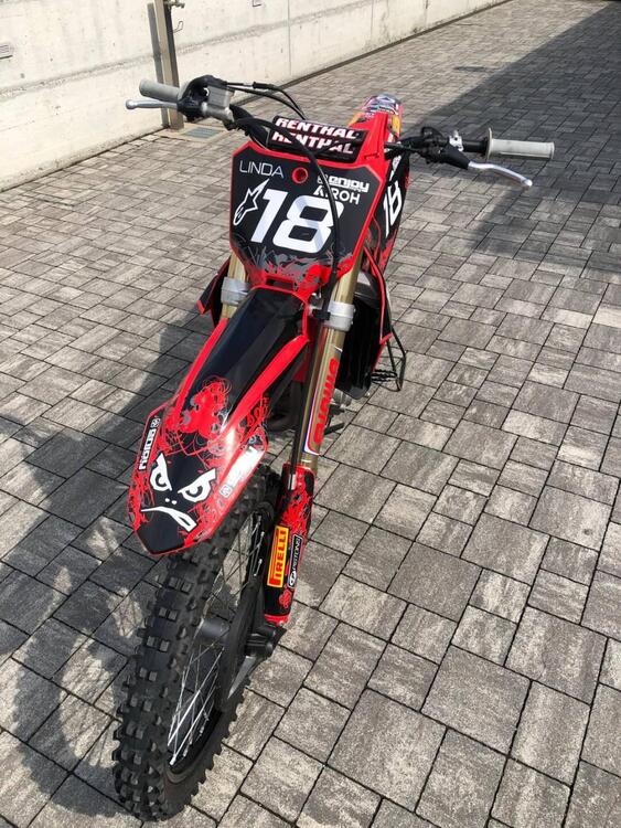 Honda CRF 250 R (2023) (3)
