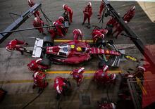 F1. Ferrari, la SF-25 e il dilemma del 2026: Vasseur ammette “Potremmo dover fare una scelta diversa”