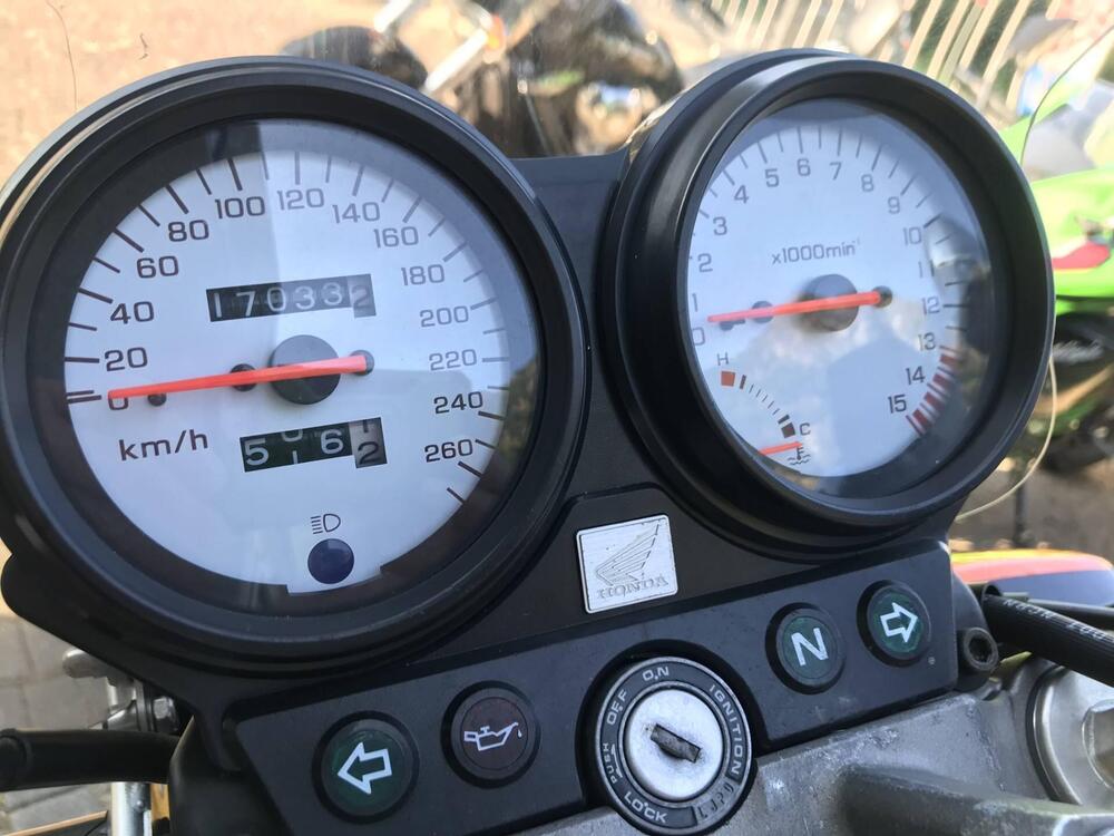 Honda Hornet 600 (2000 - 02) (3)