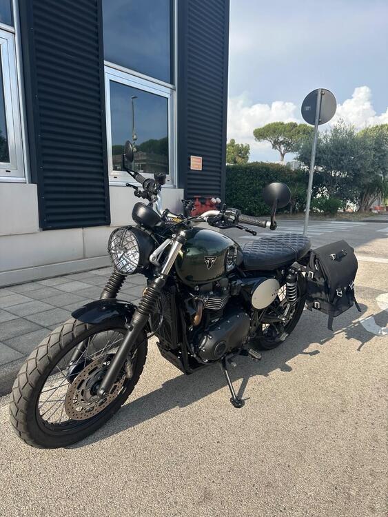 Triumph Scrambler 900 Chrome Edition (2023) (2)