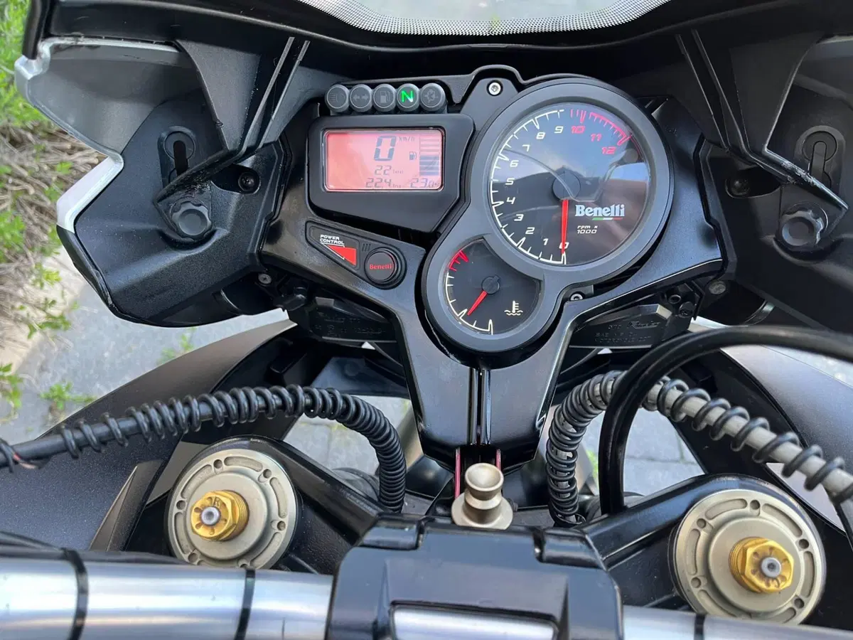 Benelli Tre 1130 K (2006 - 16) (12)