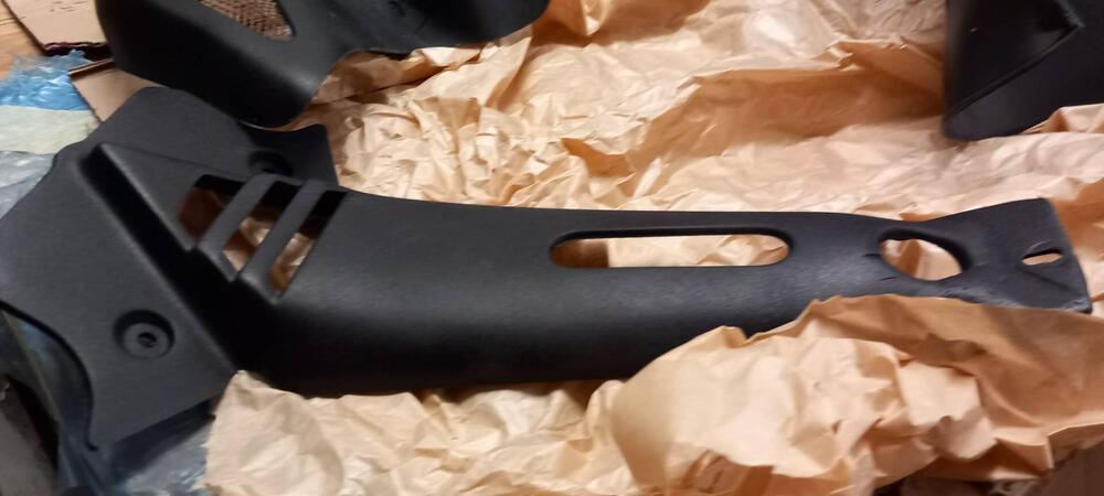 Carena rsv 1000 Aprilia (2)