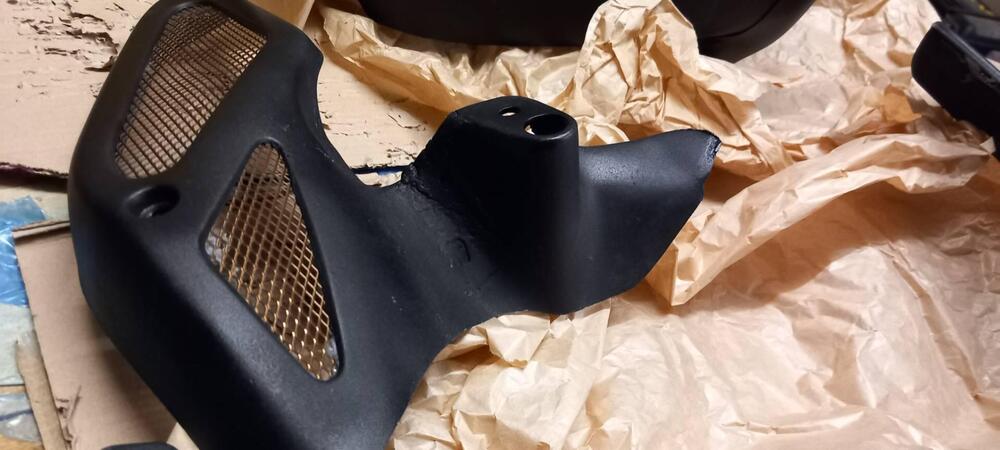 Carena rsv 1000 Aprilia (4)