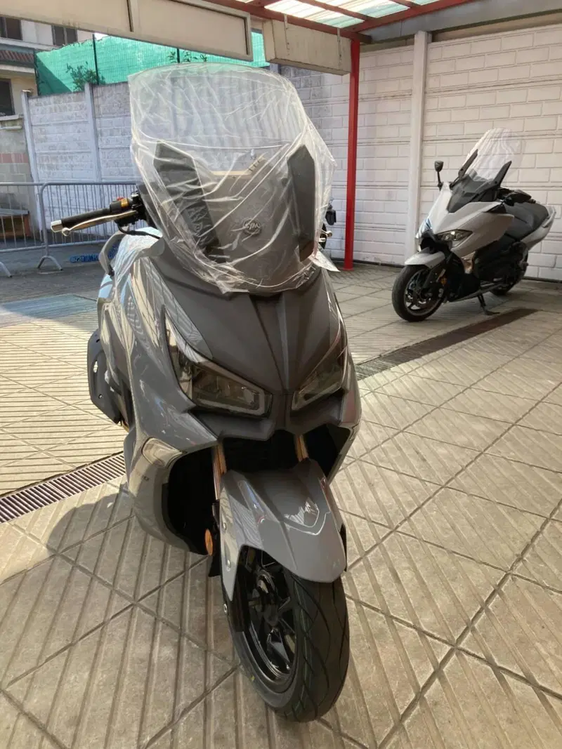 Sym Joymax 300 Z (2025 - 26) (2)