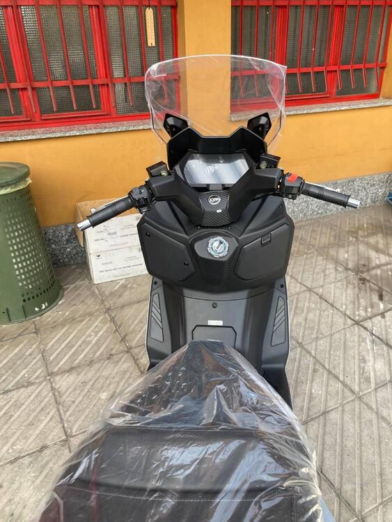 Sym Joymax 300 Z (2025) (5)