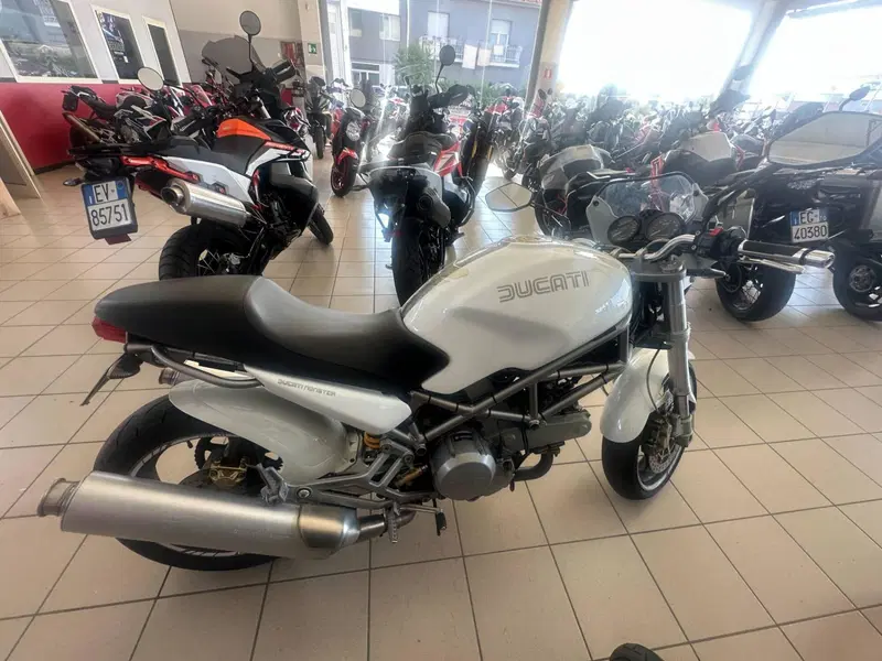 Ducati Monster 620 (2003 - 06) (3)