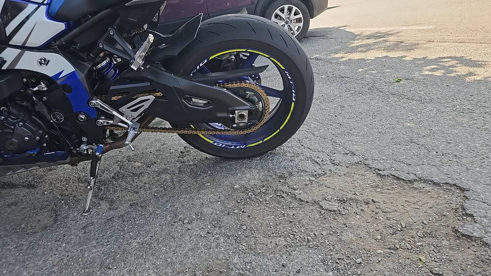 Yamaha MT-10 ABS (2016 - 17) (2)