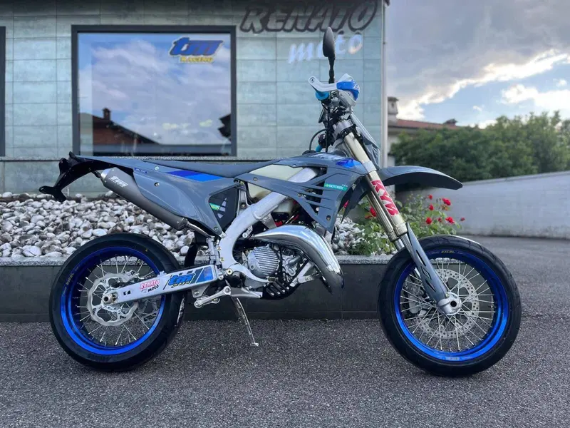 Tm Moto SMR 125 ES Fi 2T (2025) (3)