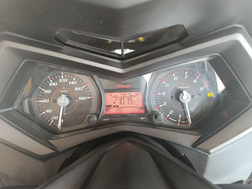 Yamaha T-Max 530 ABS (2015 - 17) (4)
