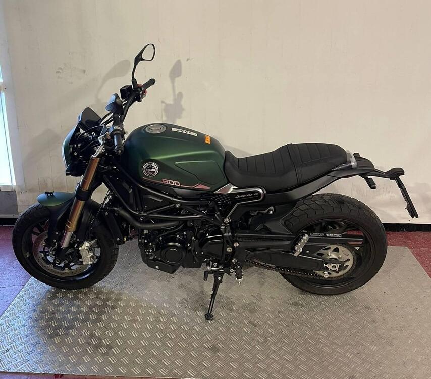 Benelli Leoncino 800 (2022 - 25) (2)