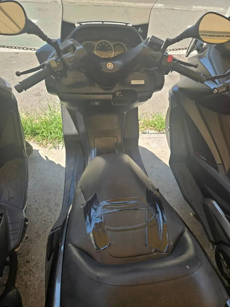 Yamaha Majesty 250 (1999 - 06) (3)