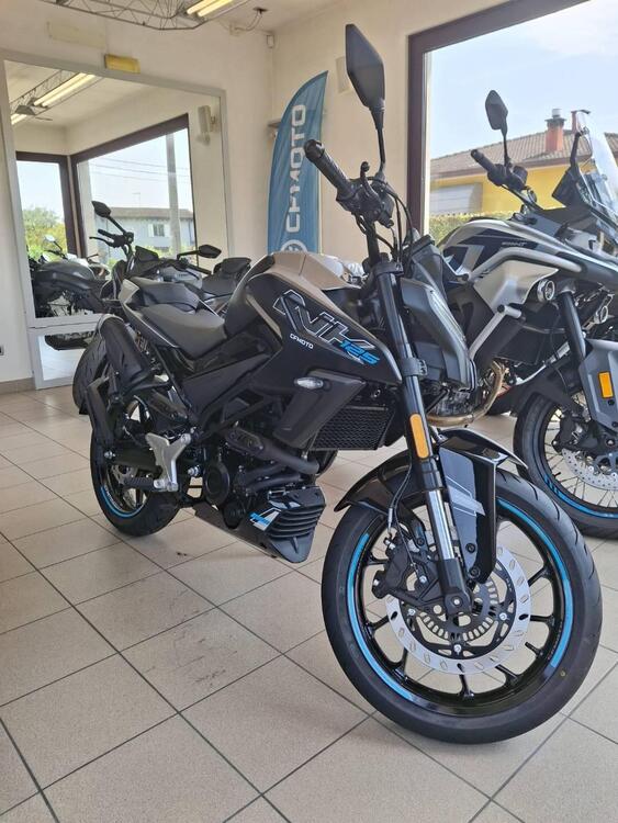 CFMOTO 125NK (2025) (2)