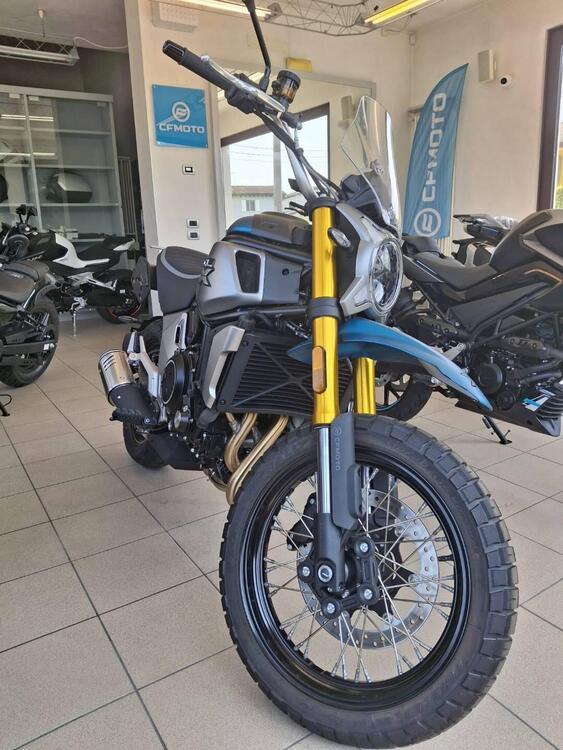 CFMOTO 700CL-X Adventure (2023 - 25)