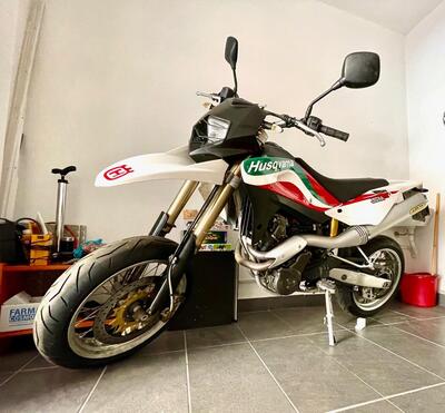 Leve Accossato Per Husqvarna SM IE 2008-2009 (CC 610) – Coppia Di Ricambi Compatibili E Resistenti
