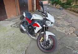 Triumph Street Triple R (2013 - 14) usata