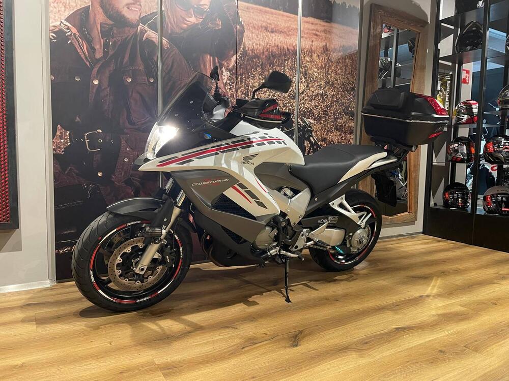 Honda Crossrunner ABS (2010 - 14) (2)