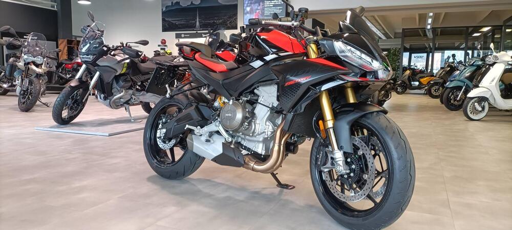 Aprilia Tuono 660 Factory (2025) (2)
