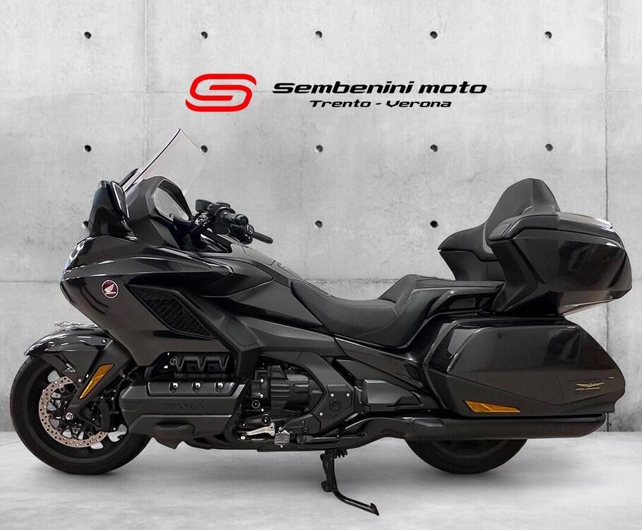 Honda GL 1800 Gold Wing Tour (2021 - 23) (2)