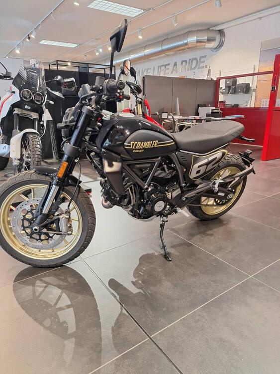 Ducati Scrambler 800 Full Throttle (2025) (3)