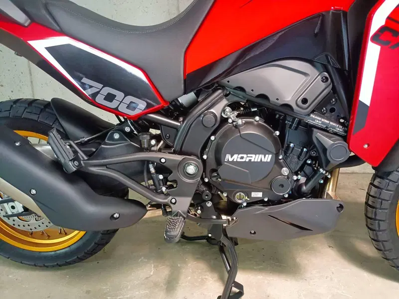 Moto Morini X-Cape 700 Gold Edition (2025 - 26) (11)