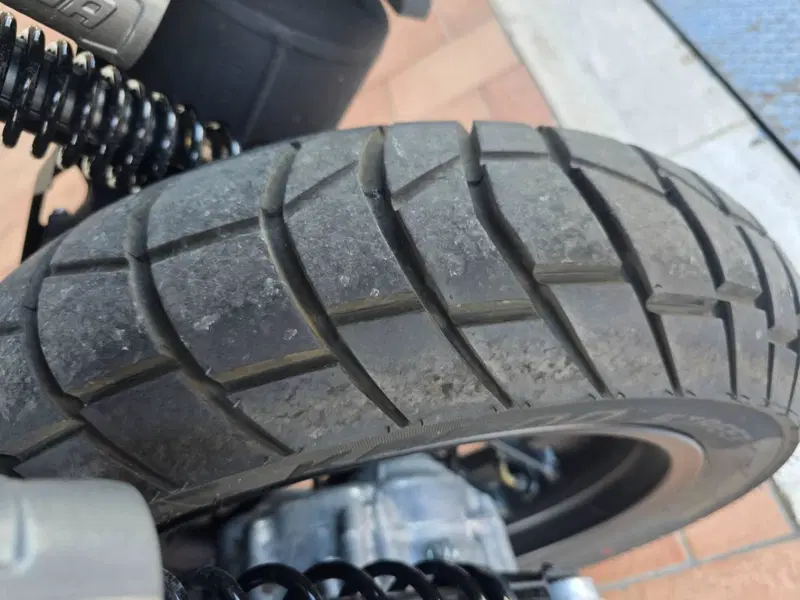 Honda ADV 350 (2022 - 24) (9)