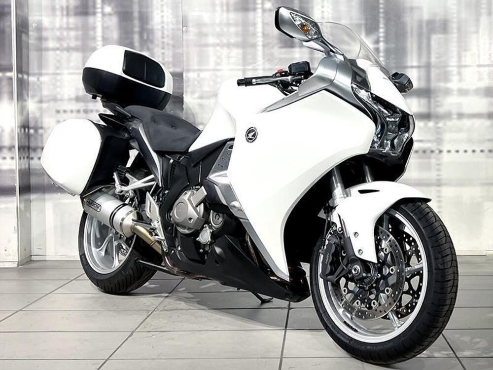 Honda VFR 1200 F ABS (2009 - 16)