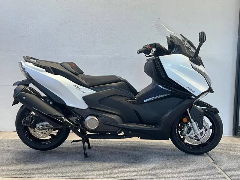 Kymco AK 575 Premium (2025 - 26)