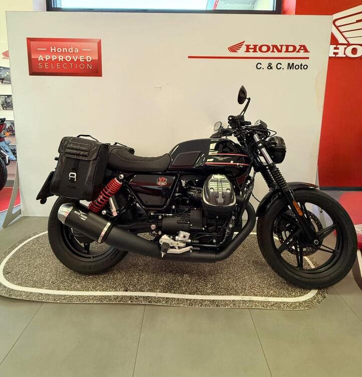 Moto Guzzi V7 Stone Special Edition (2022 - 25)