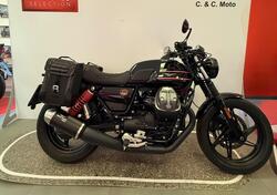 Moto Guzzi V7 Stone Special Edition (2022 - 25) usata