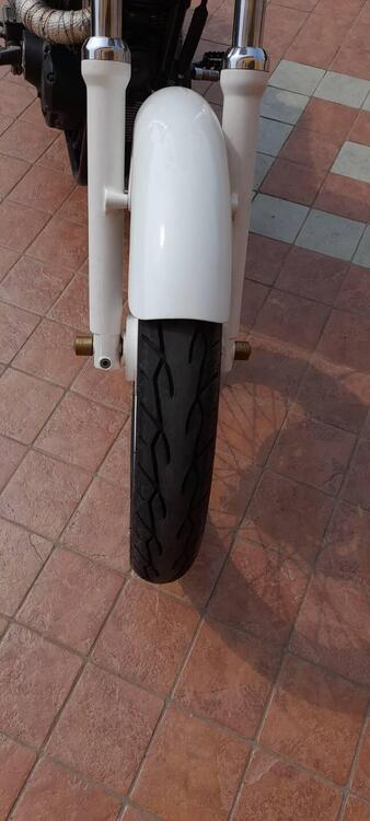 Harley-Davidson 883 Custom (2001 - 05) - XL 53C (2)