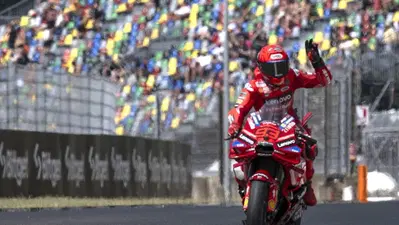 MotoGP 2025. GP d'Italia al Mugello. Le Ducati rosse volano: 1&deg; Marc Marquez (100&ordf; pole!), 2&deg; Pecco Bagnaia [RISULTATI]