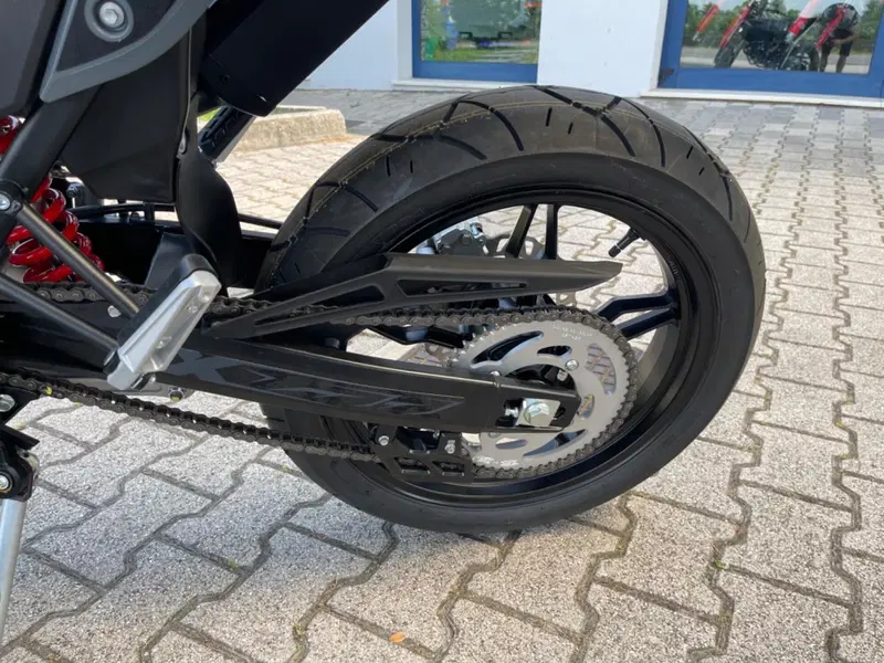 Betamotor RR 125 4T Motard T - X Special Edition (2025 - 26) (4)